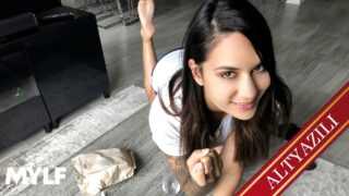 Üvey Annemle Yatarken Arkadan Dayıyorum Türkçe Altyazılı Porno